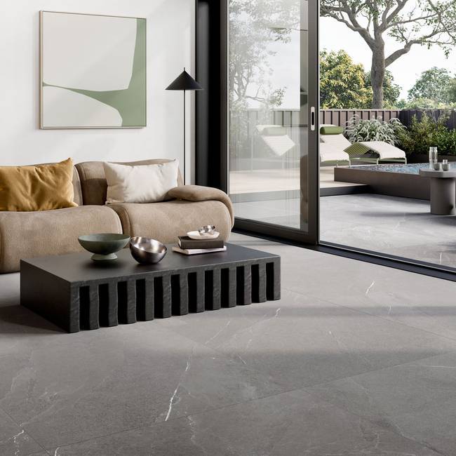 Stone effect porcelain stoneware