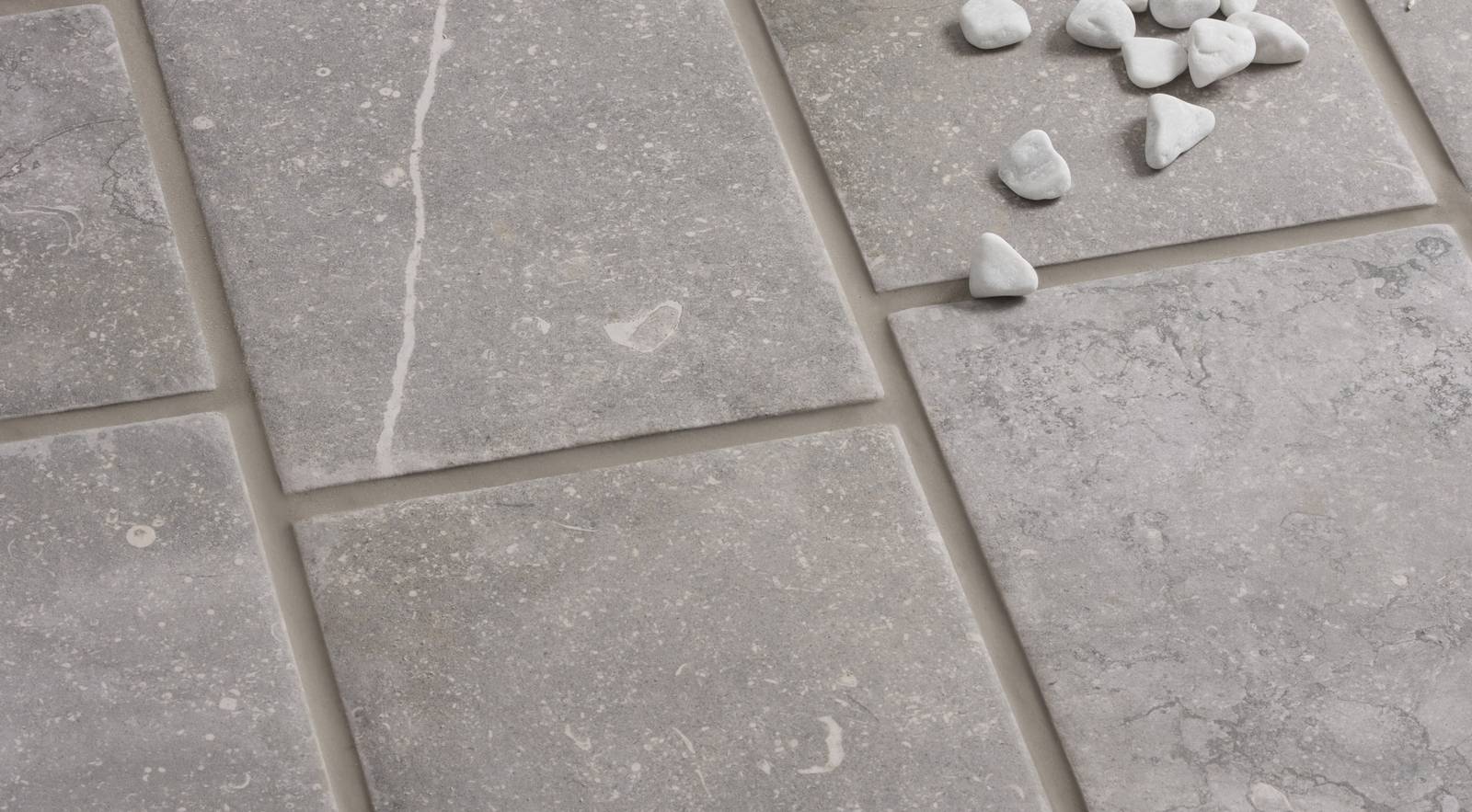 Bluestone faux stone for outdoors Ceramica Rondine