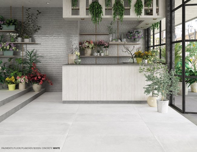 Boden- und Wandfliesen aus Feinsteinzeug in der Farbe Weiß | Ceramica