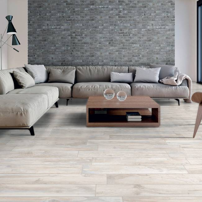 Wood effect stoneware floor