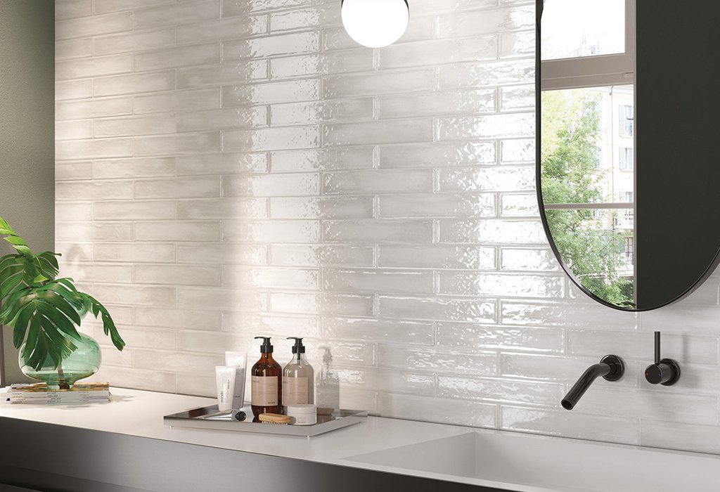 Stoneware in the guise of metropolitan brick façades Ceramica Rondine