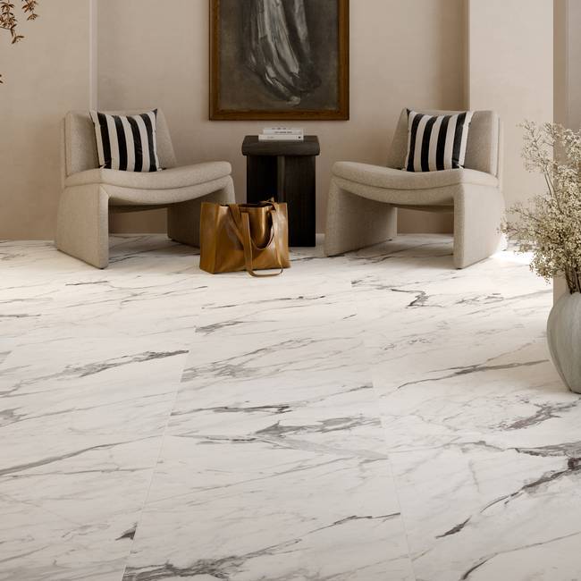 Marble-effect porcelain stoneware collection.