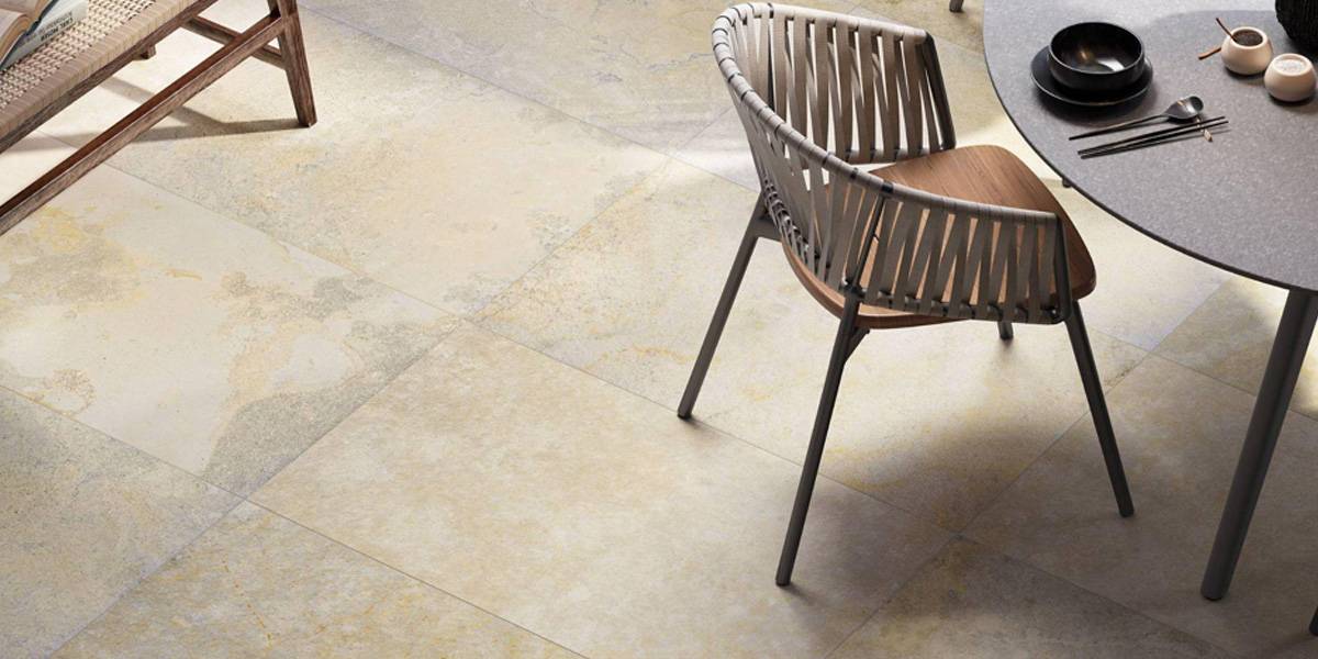 Stile rustico o elegante? I molteplici volti del gres effetto pietra