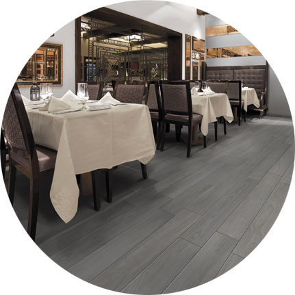 I colori del gres porcellanato effetto legno: grigio o ...