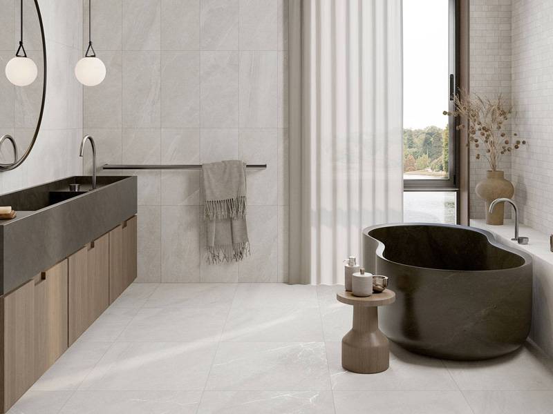 Arredo bagno moderno: idee per i rivestimenti