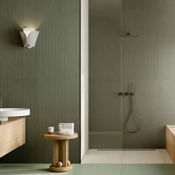 Idee per rivestire il bagno con superfici in gres…