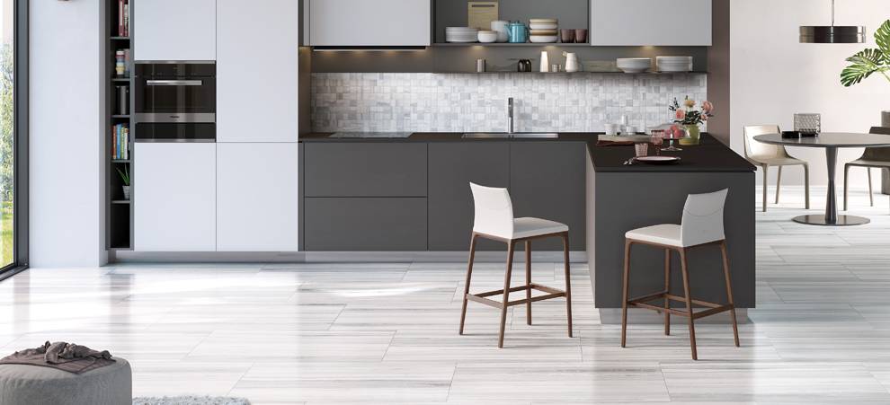 Tiles in the kitchen: our advice